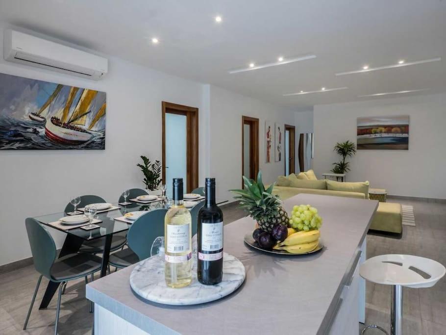 Top Floor Apt With Common Pool Close To All Amenities St. Paul's Bay Exterior photo