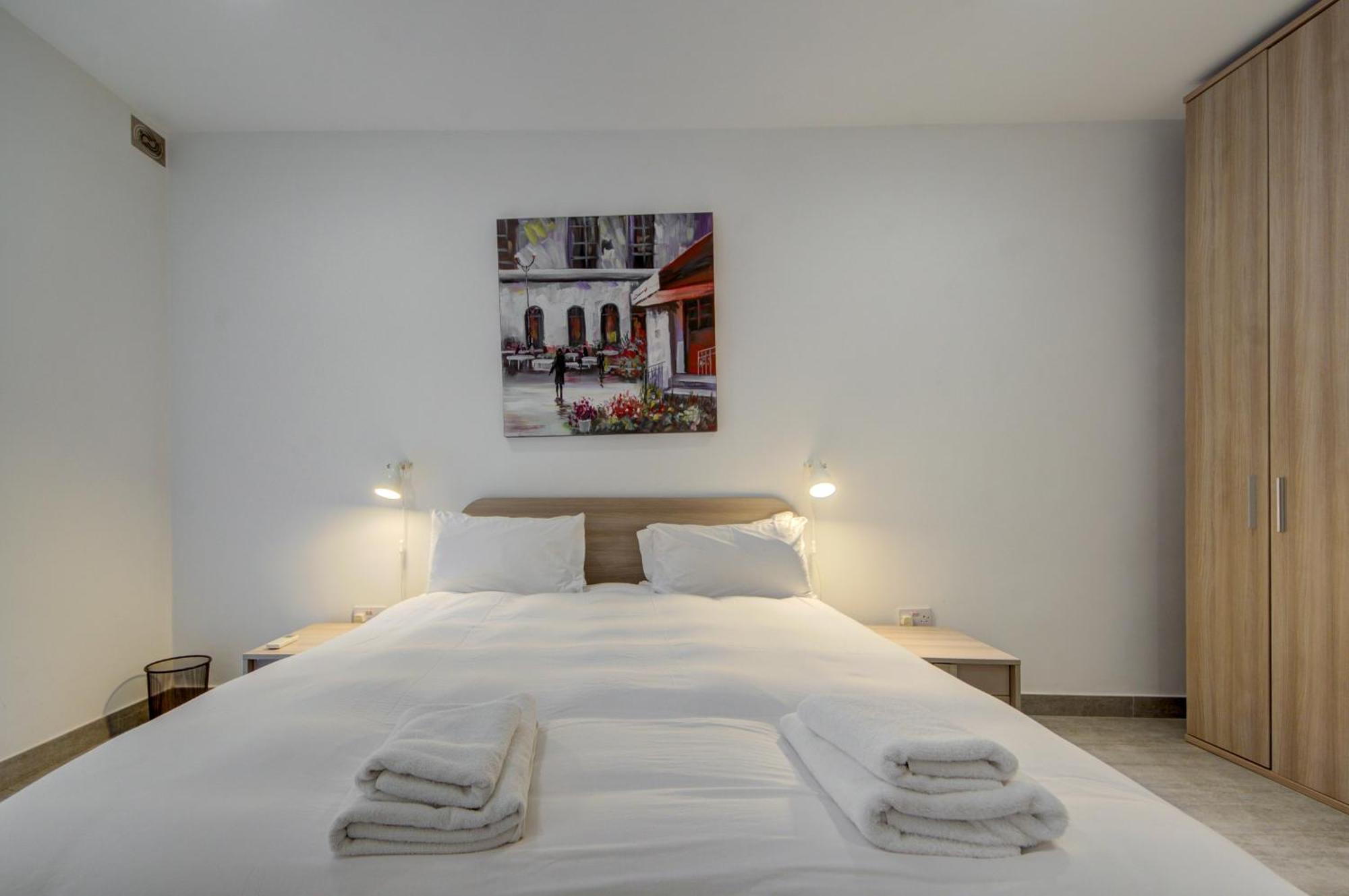 Top Floor Apt With Common Pool Close To All Amenities St. Paul's Bay Exterior photo