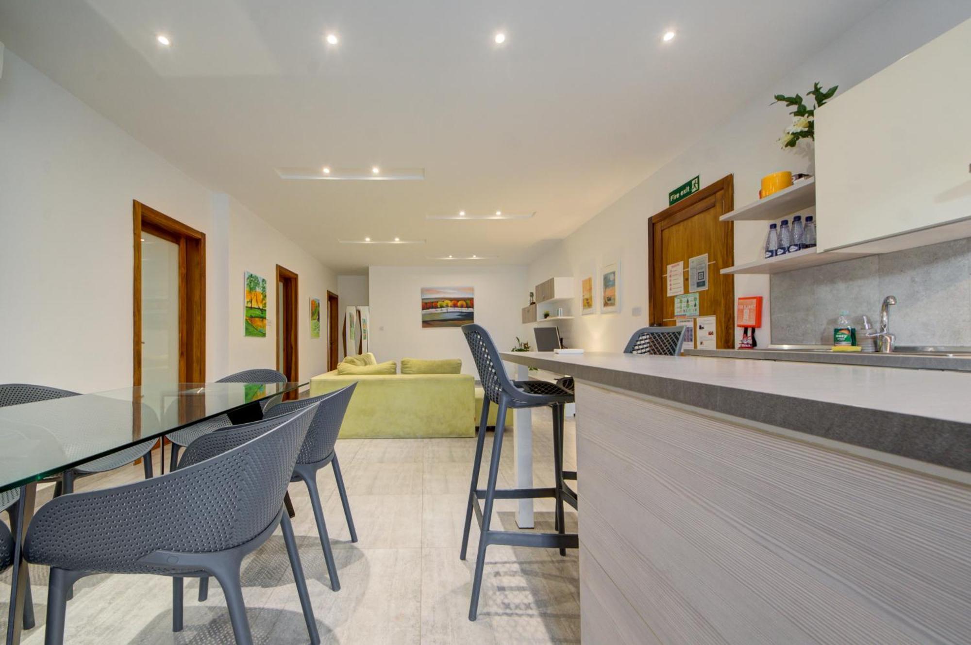 Top Floor Apt With Common Pool Close To All Amenities St. Paul's Bay Exterior photo